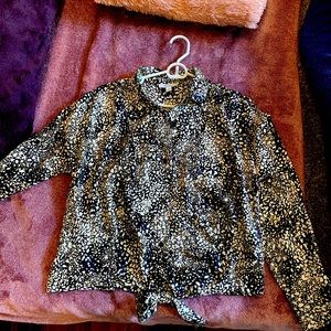 Nine West crop front tie shirt